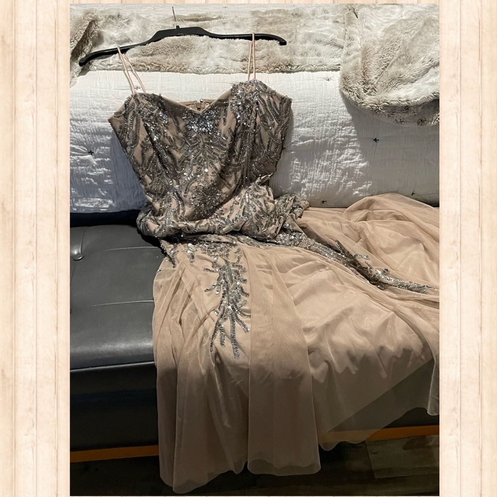 Gianni Bini Beaded Dress - Picture 6 of 7